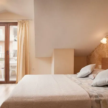 Apartment Kate Makarska