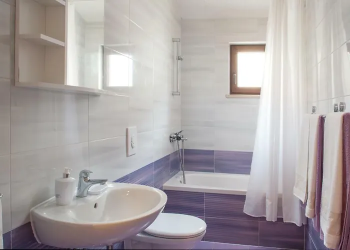 Kate * מאקרסקה